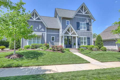 1069 Memorial Dr, Franklin, TN 37064