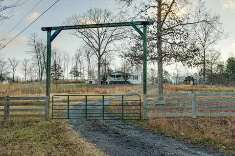 211 Otis Way, Tunnel Hill, GA 30755