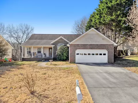 5773 Sarah Dr, Ooltewah, TN 37363