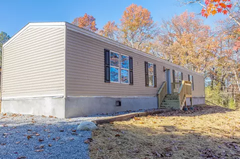 62 Holly Mate Ln, Rock Spring, GA 30739