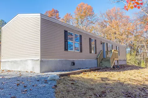 62 Holly Mate Ln, Rock Spring, GA 30739