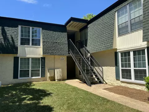 900 Mountain Creek Rd # 428, Chattanooga, TN 37405