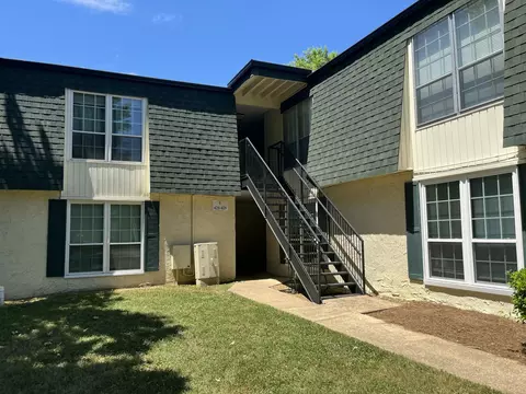 900 Mountain Creek Rd #428, Chattanooga, TN 37405