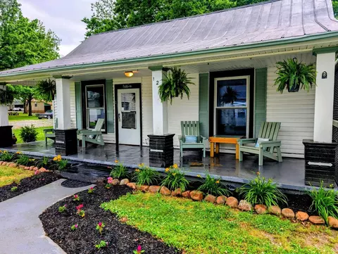 121 Swann St, Mcminnville, TN 37110