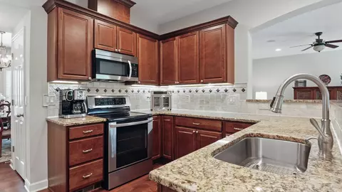 Kitchen - 1011 Gatewick Ct, Franklin, TN 37067 photo 1 of 2