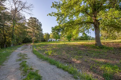 304 Fuss Hollow Rd, Petersburg, TN 37144