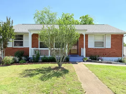 328 Willard Dr, Nashville, TN 37211