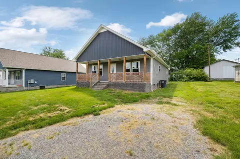 605 Poplar St, Lafayette, TN 37083