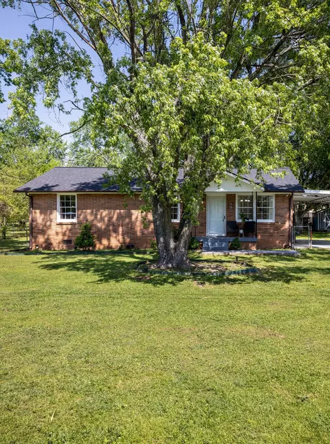 6721 Keystone Dr, Murfreesboro, TN 37129