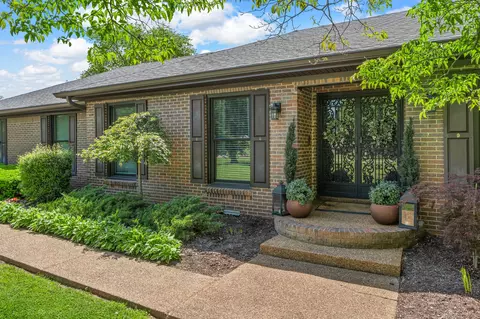 5015 Lakeridge Dr, Old Hickory, TN 37138