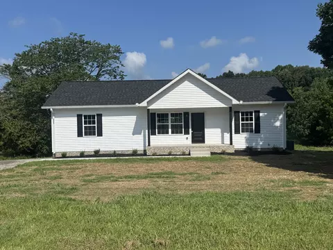 2703 Pleasant Grove Rd, Westmoreland, TN 37186