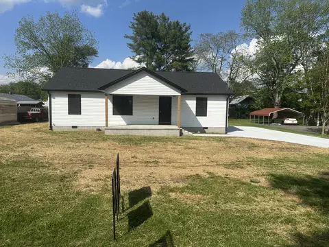 104 Willow St N, Cowan, TN 37318
