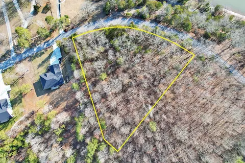 50 Hiwassee Cir, Decatur, TN 37322