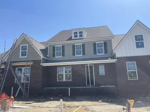 5309 Woodhall Ln, Spring Hill, TN 37174