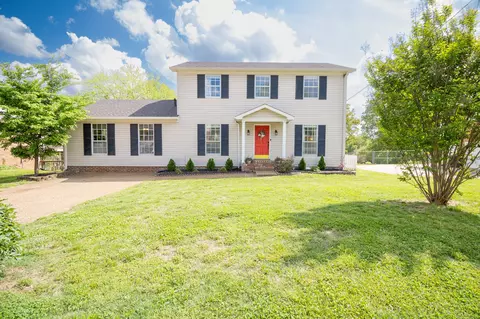 5177 Roxborough Dr, Hermitage, TN 37076