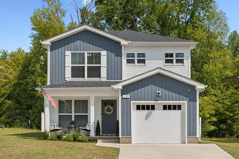 1195 Cottonwood Dr, Clarksville, TN 37040