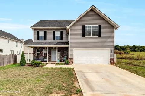 3124 Starling Dr, Maryville, TN 37803