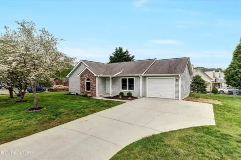 7800 Branford Ct, Powell, TN 37849