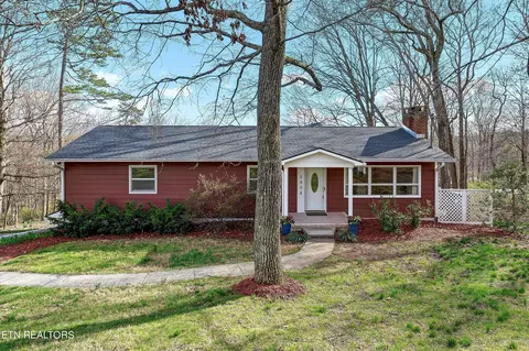 2908 Brabson Dr, Knoxville, TN 37918