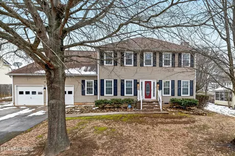 7720 Gracemont Blvd, Knoxville, TN 37938