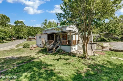 5104 Sevierville Pike, Knoxville, TN 37920
