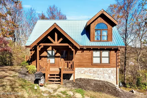 221 Alpine Mountain Way, Pigeon Forge, TN 37863