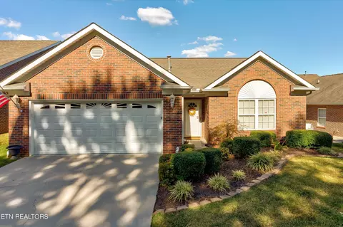 7906 Medaris Dr, Knoxville, TN 37938