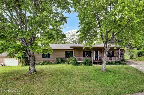 9723 Ball Camp School Rd, Knoxville, TN 37931