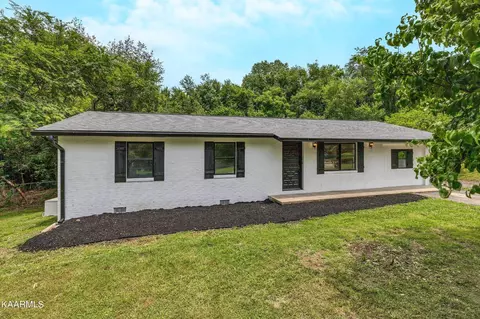 6325 Shaftsbury Dr, Knoxville, TN 37921