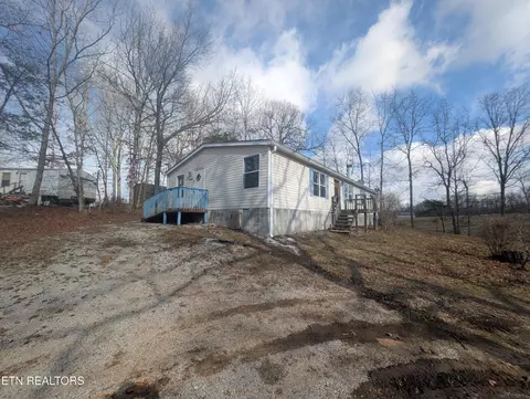 286 Robin Ct, Crossville, TN 38571