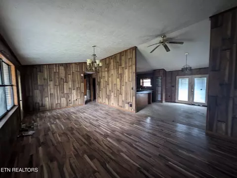 6674 Putnam St, Baxter, TN 38544 photo 9