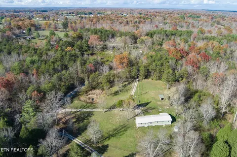 1240 Burks Loop, Grimsley, TN 38565 photo 16