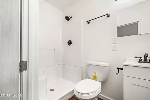 1240 Burks Loop, Grimsley, TN 38565 photo 29