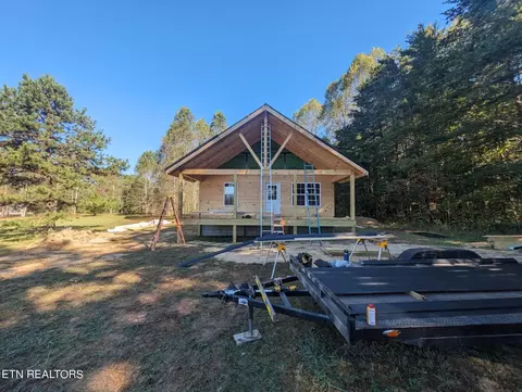1175 Terry Ln, Jamestown, TN 38556
