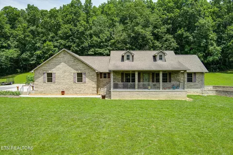 914 Tollie Lane Ln, Jamestown, TN 38556