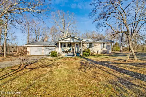 830 Niggs Creek Rd, Oneida, TN 37841