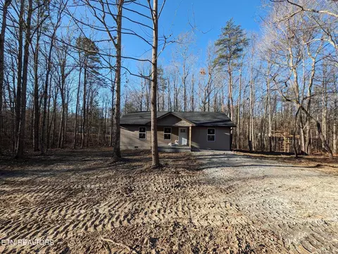 1079 Colony Rd, Grimsley, TN 38565