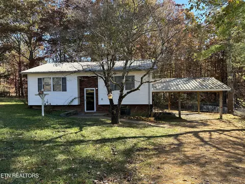 2009 Meadowview Dr, Jamestown, TN 38556