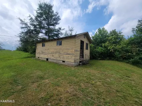 2011 Big Ridge Rd, Oneida, TN 37841 photo 14
