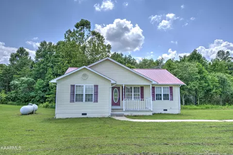 200 Craig Rd, Monterey, TN 38574