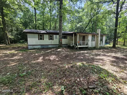 215 Short Cooper Rd, Jamestown, TN 38556