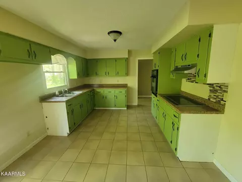 1054 Franklin Loop Loop, Clarkrange, TN 38553 photo 8