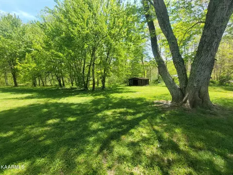 1054 Franklin Loop Loop, Clarkrange, TN 38553 photo 5