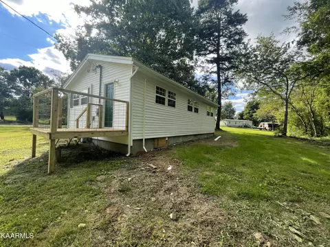 521 Sweat Rd, Grimsley, TN 38565 photo 7