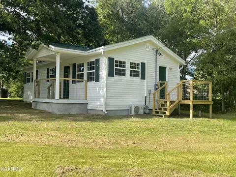521 Sweat Rd, Grimsley, TN 38565 photo 3