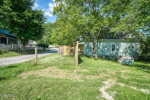 115 Spring St, Lancing, TN 37770 photo 4