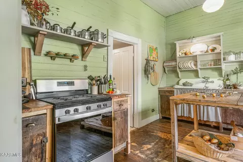 115 Spring St, Lancing, TN 37770 photo 18