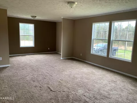 106 Aytes Ln, Lancing, TN 37770 photo 12