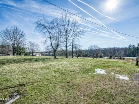 1012 Sheppard Rd, Jamestown, TN 38556 photo 5