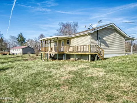 1012 Sheppard Rd, Jamestown, TN 38556 photo 3